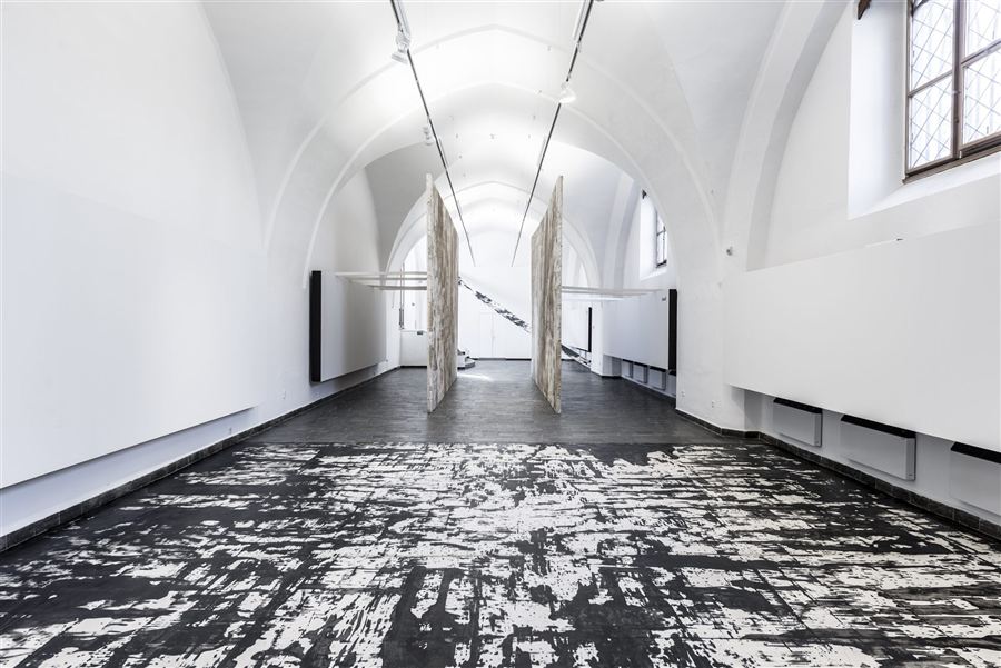 V architektuře malby